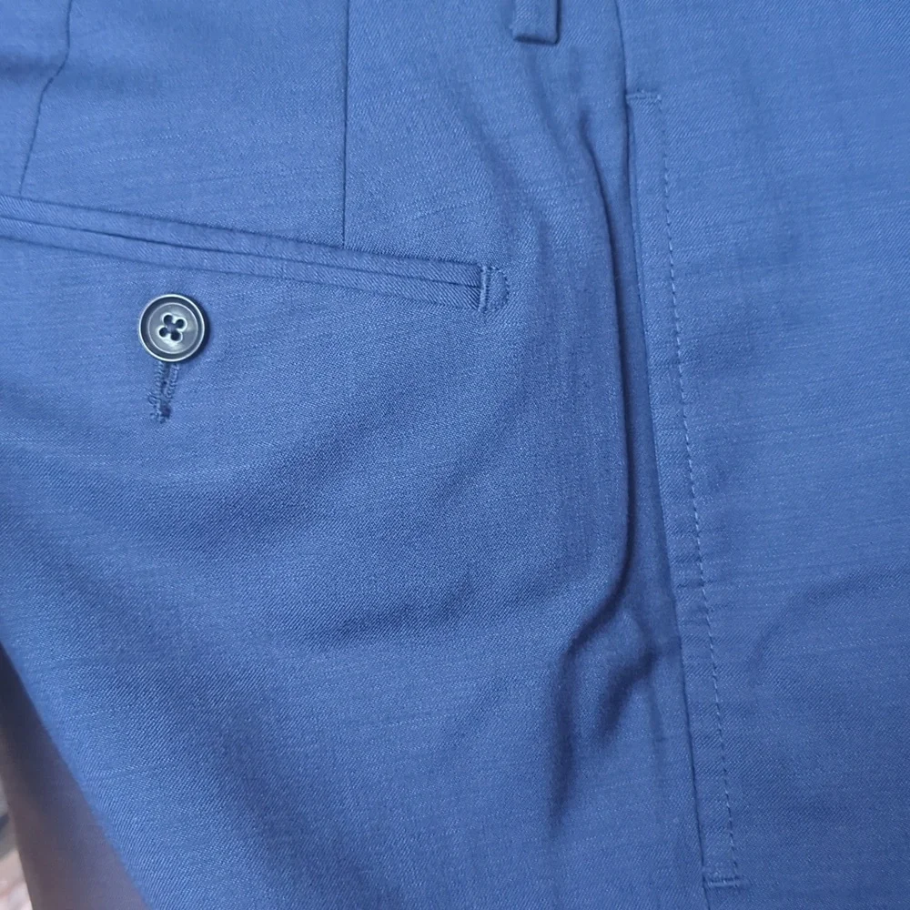 Calvin Klein Slim Fit Men's 100% Wool Natural Stretch Blue Dress Pant NWT 33×30